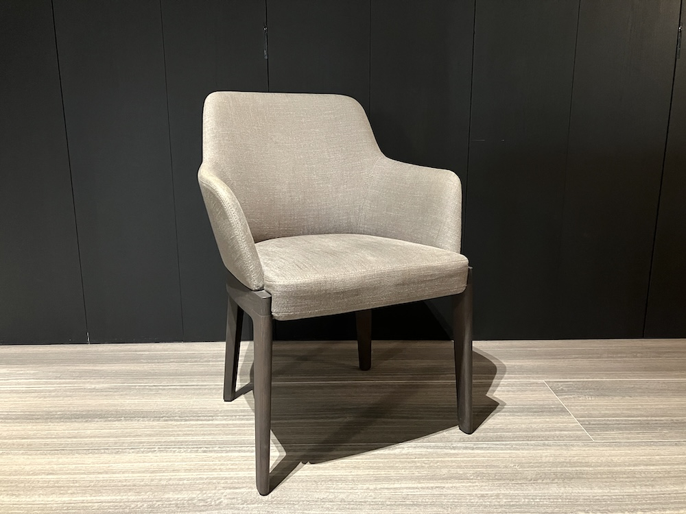 CHELSEA チェア ダイニング ｜モルテーニ Molteni&C