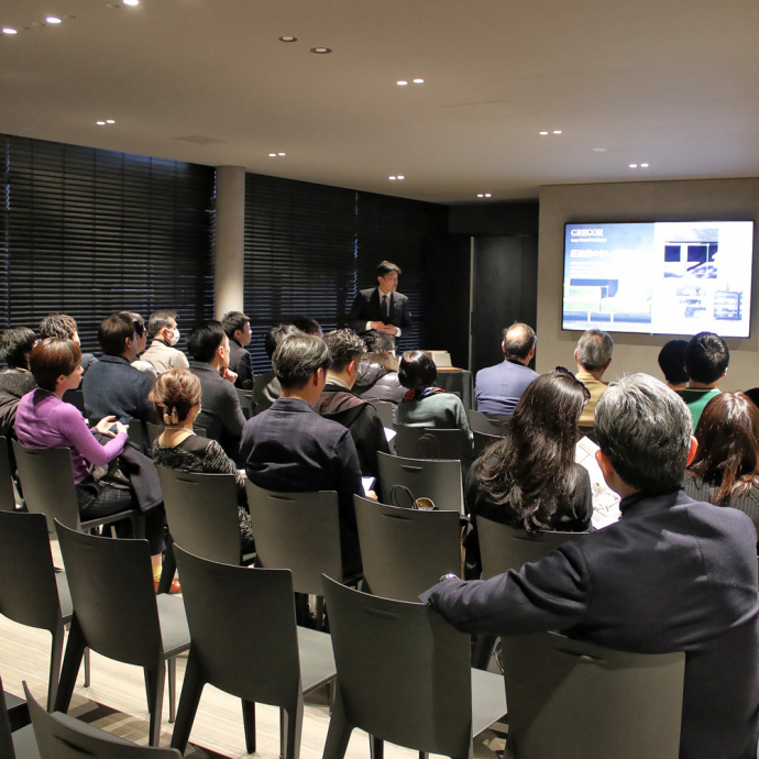 展示会の前日にはプレスカンファレンスも盛大に行われました。