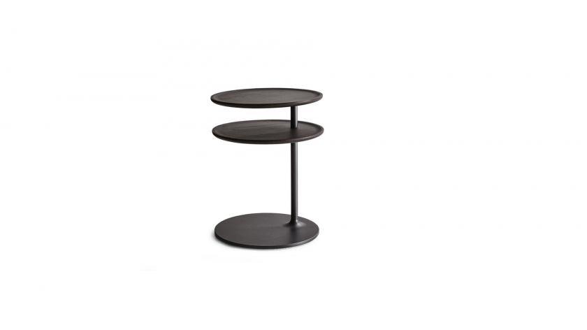 Vicino table
