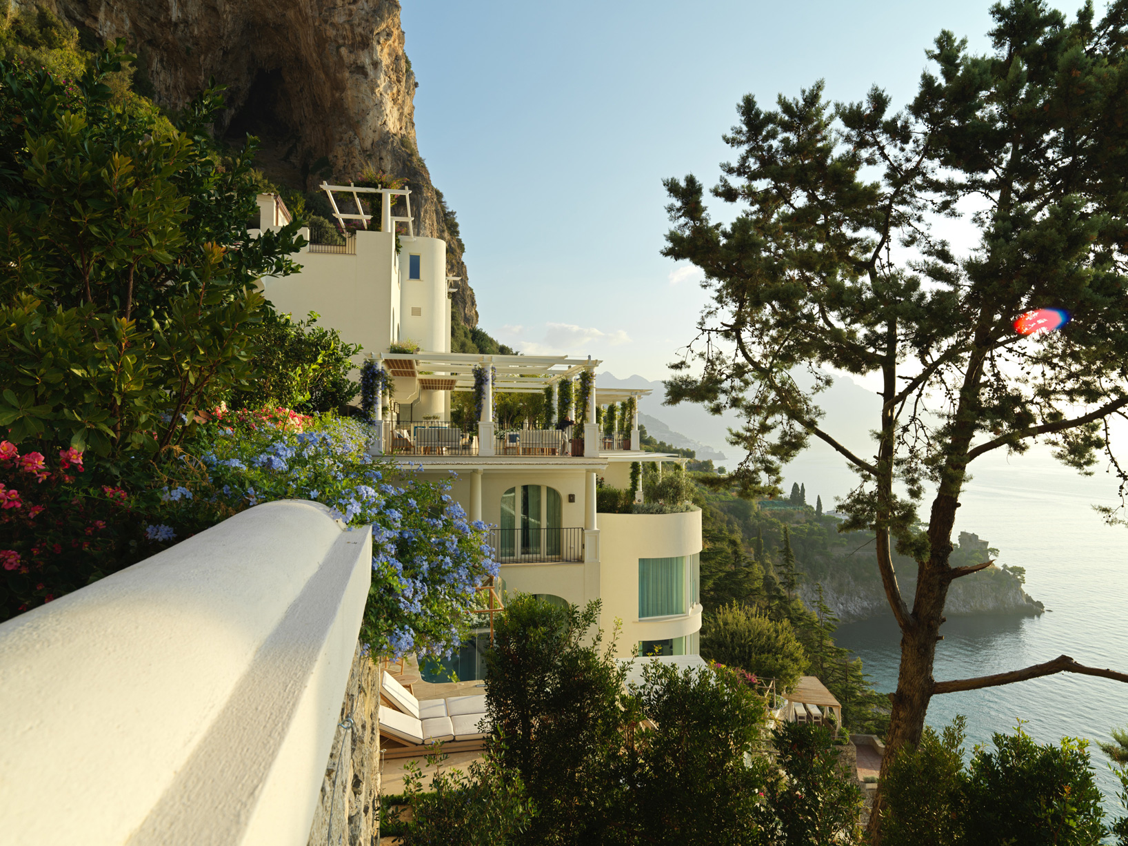 AMALFI TRAVELOGUE