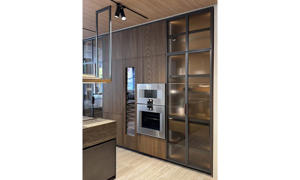VVD Kitchen Columns