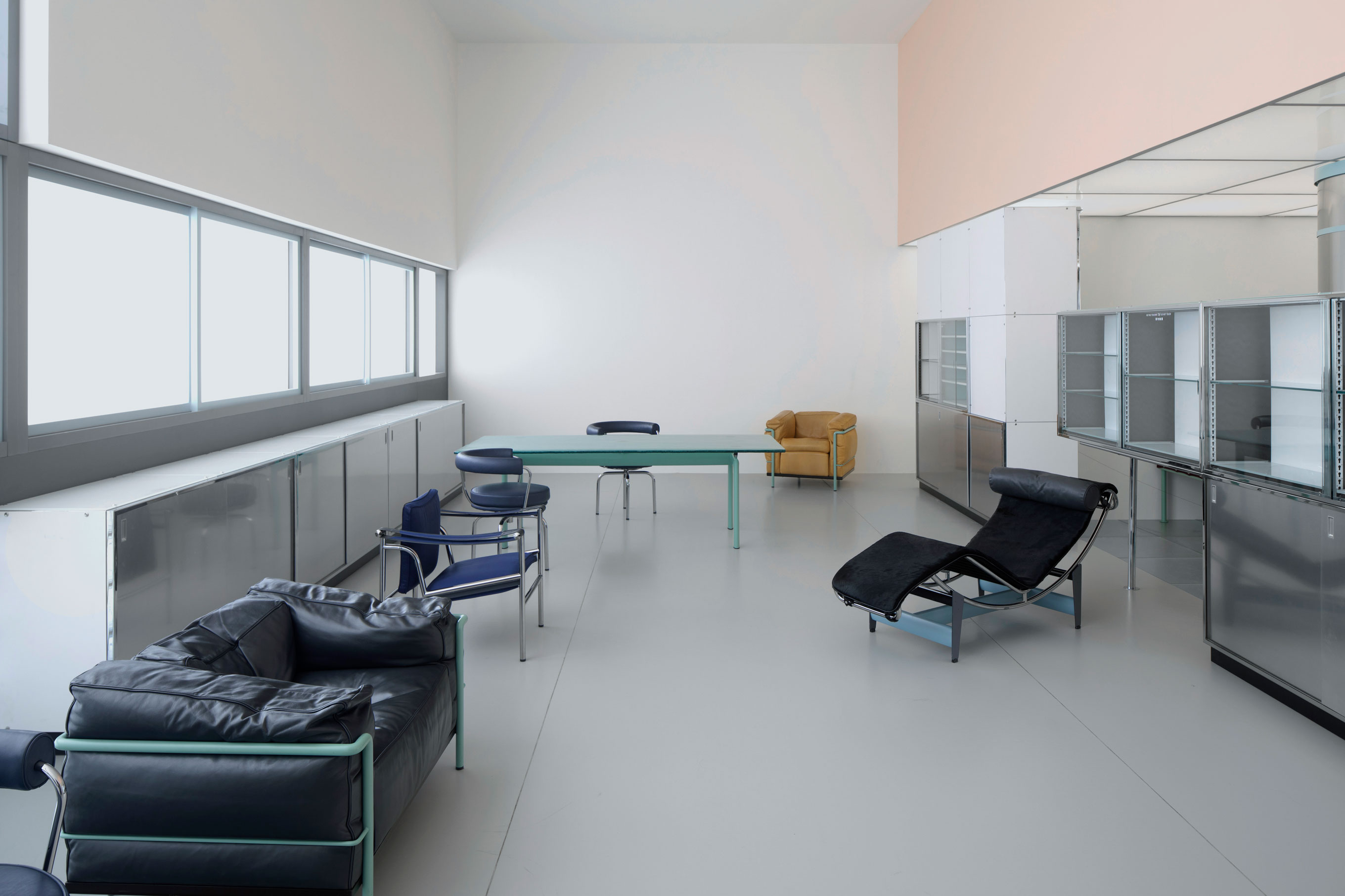 Installation view of  Paris Moderne 1914-1945, ©️ Power Station of Art 