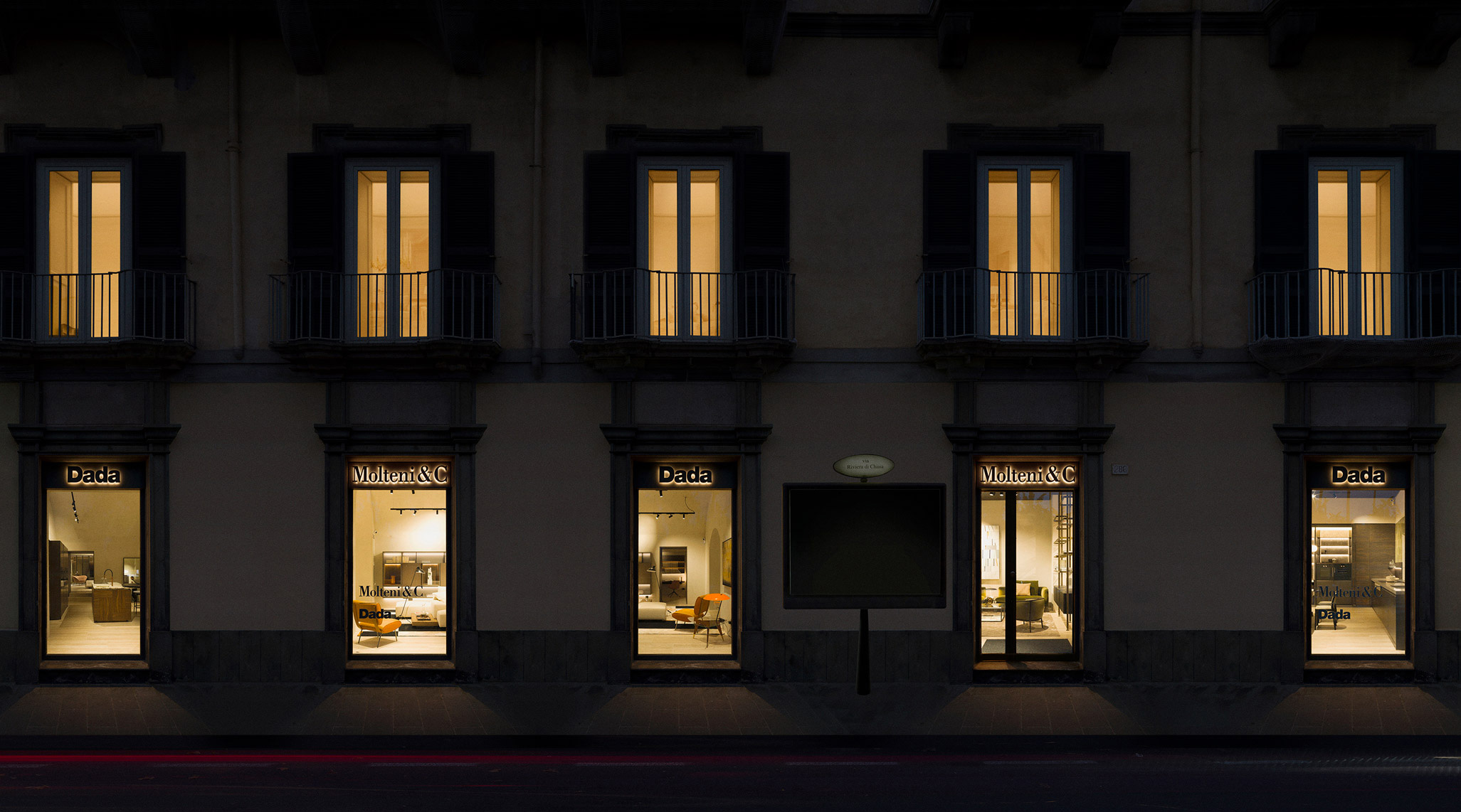 Napoli Flagship Store