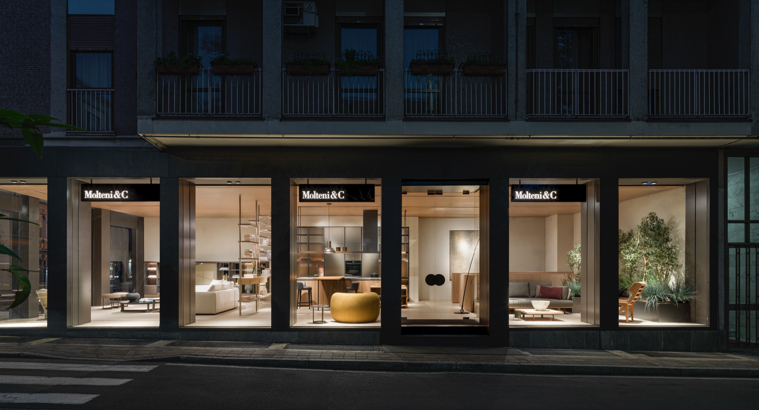 Monza Flagship Store