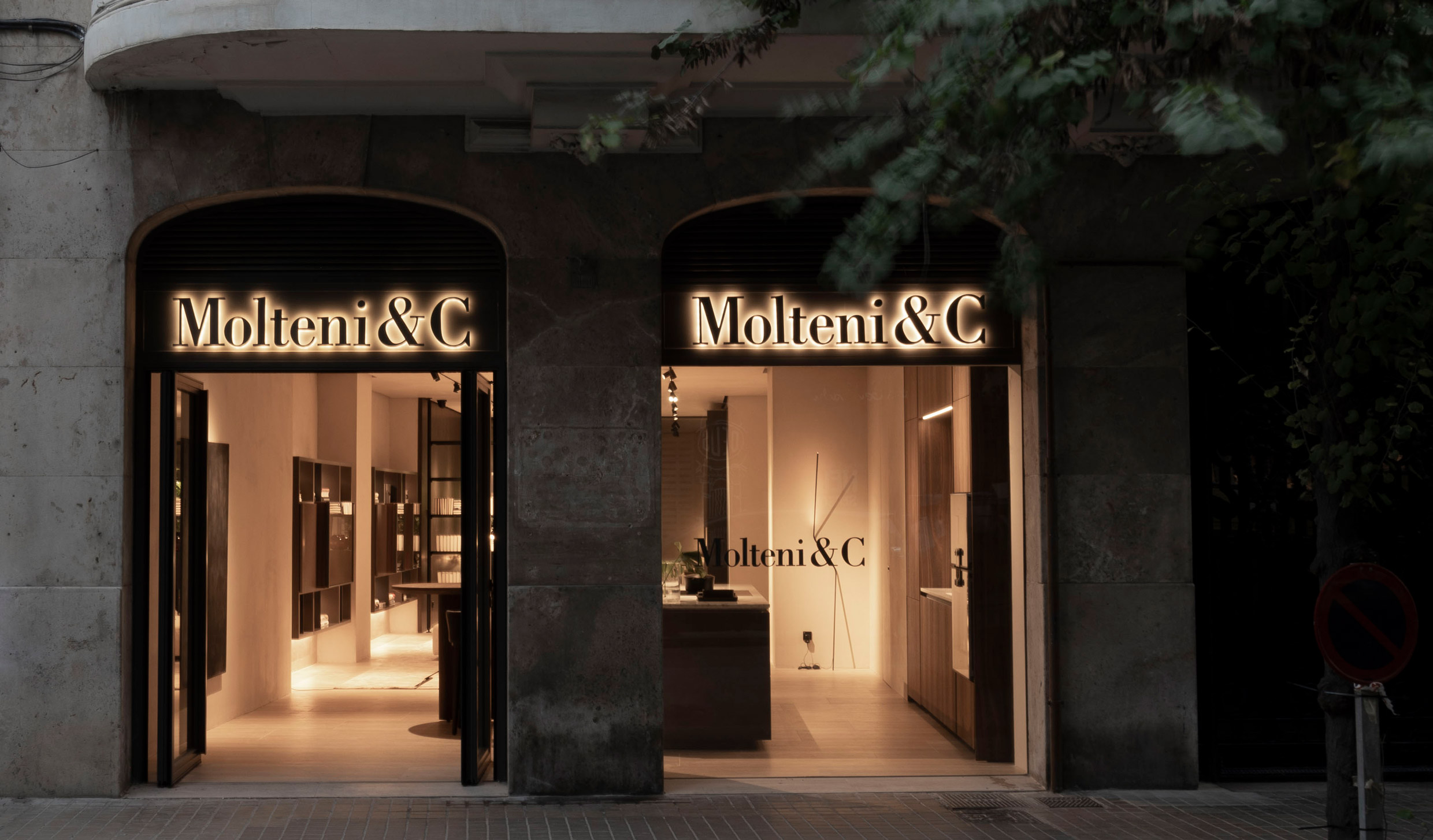 Valencia Flagship Store