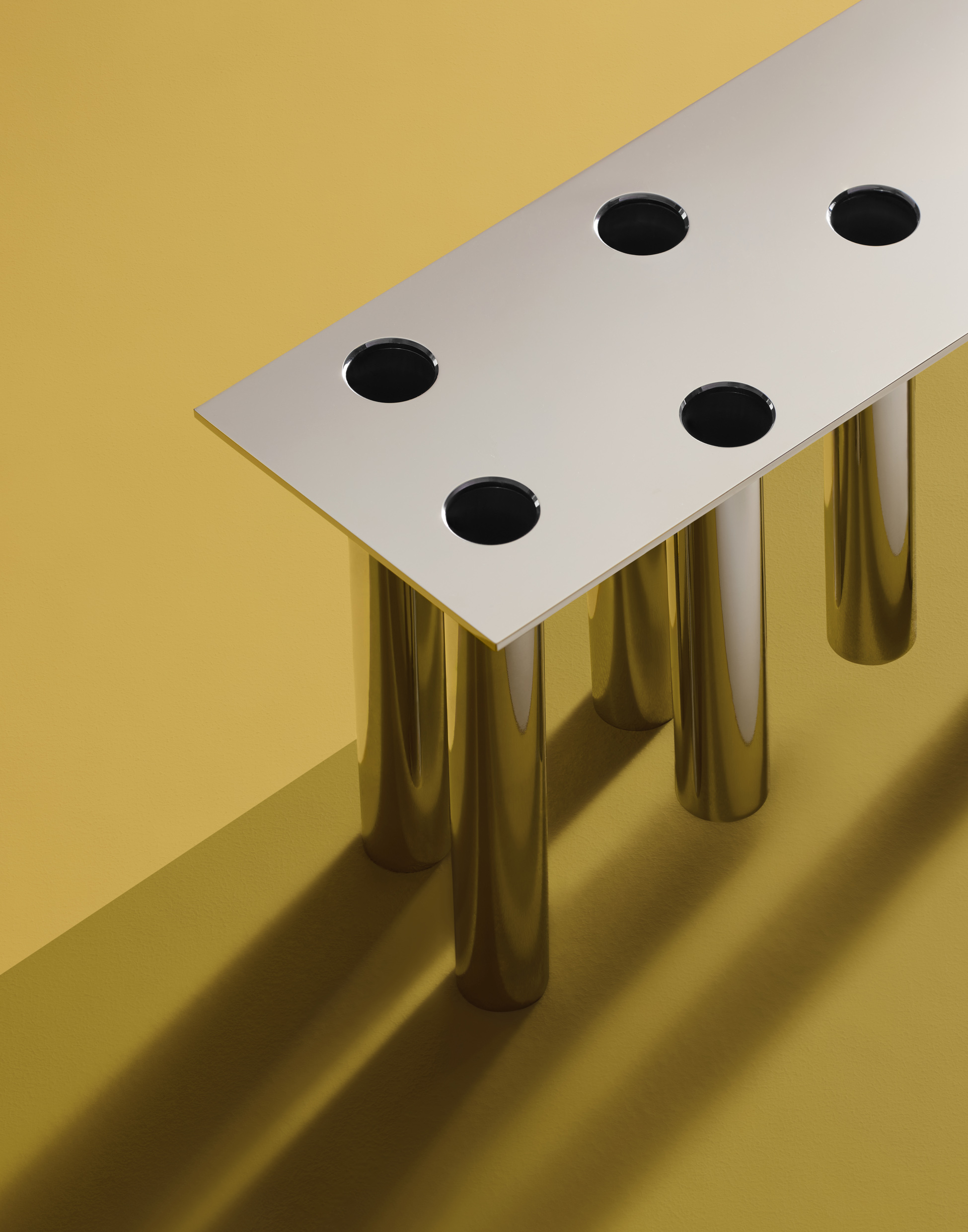 Pompei | vase, design Gio Ponti, courtesy of Gio Ponti Archives, creative direction Elisa Ossino Studio, ph. Aaron Tilley