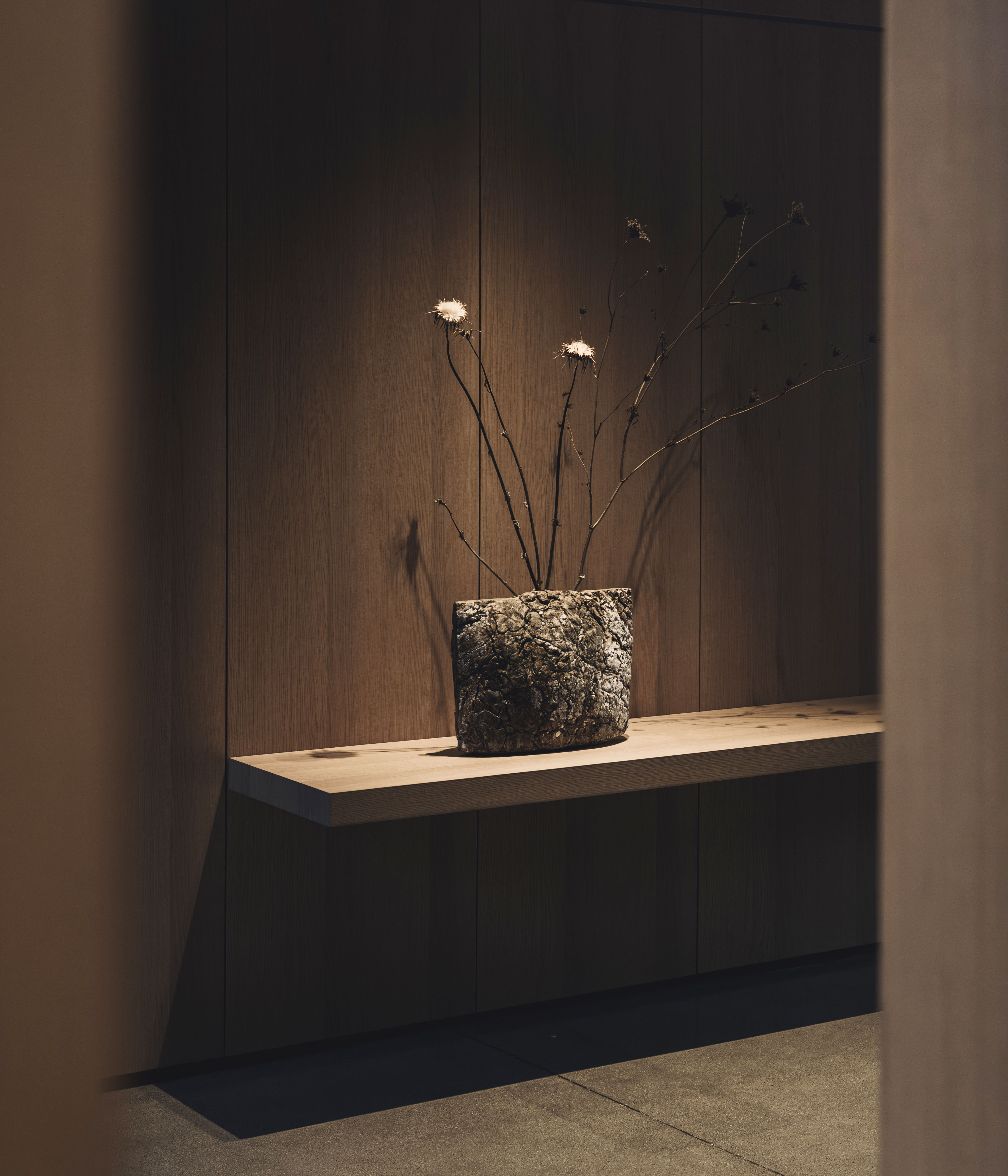 Yoshimi Futamura, vase, PERENNI project, Molteni&C Pavillion, photo by Daniel Civetta, courtesy KALPA