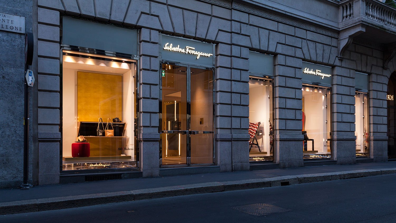 MOLTENI&C @ Boutique Salvatore Ferragamo <br>via Montenapoleone Milano