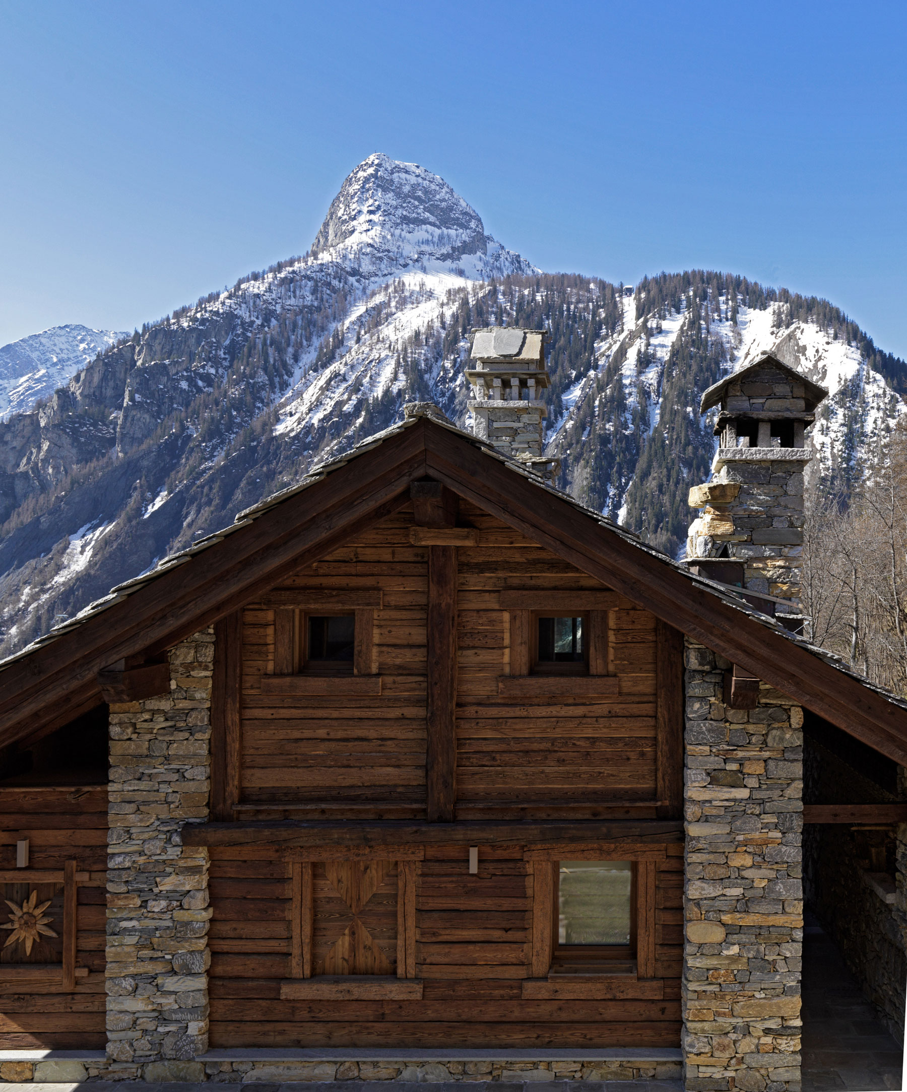 The Molteni Group furnishes Les Niveaux - Courmayeur
