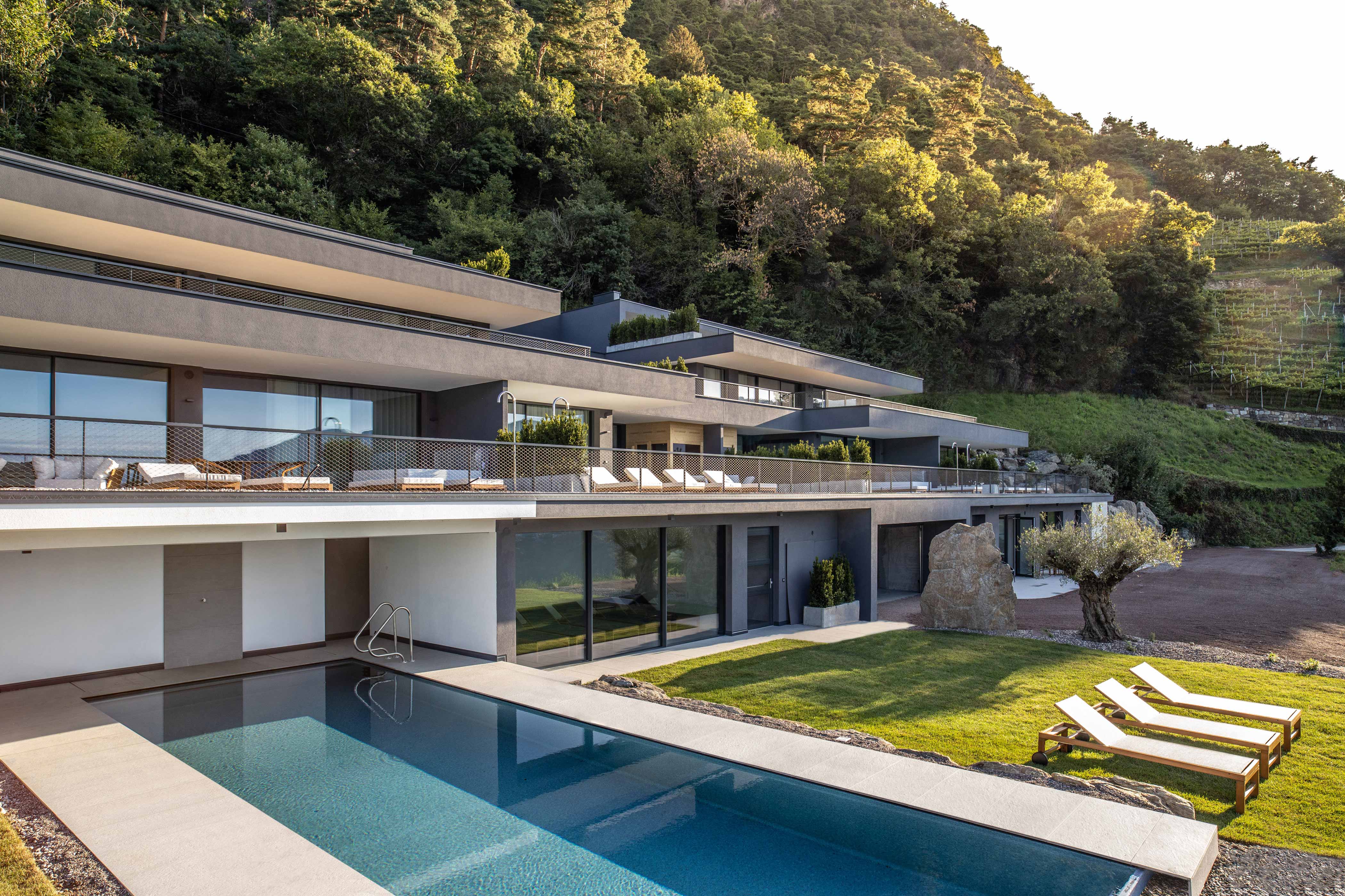 Molteni&C|Dada furnishes the Arua Private Spa Villas